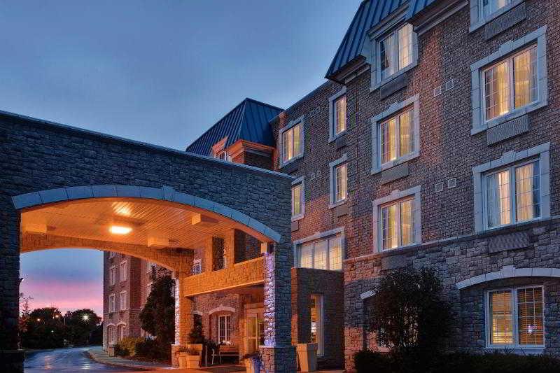 Holiday Inn Express Whitby Oshawa By Ihg Buitenkant foto