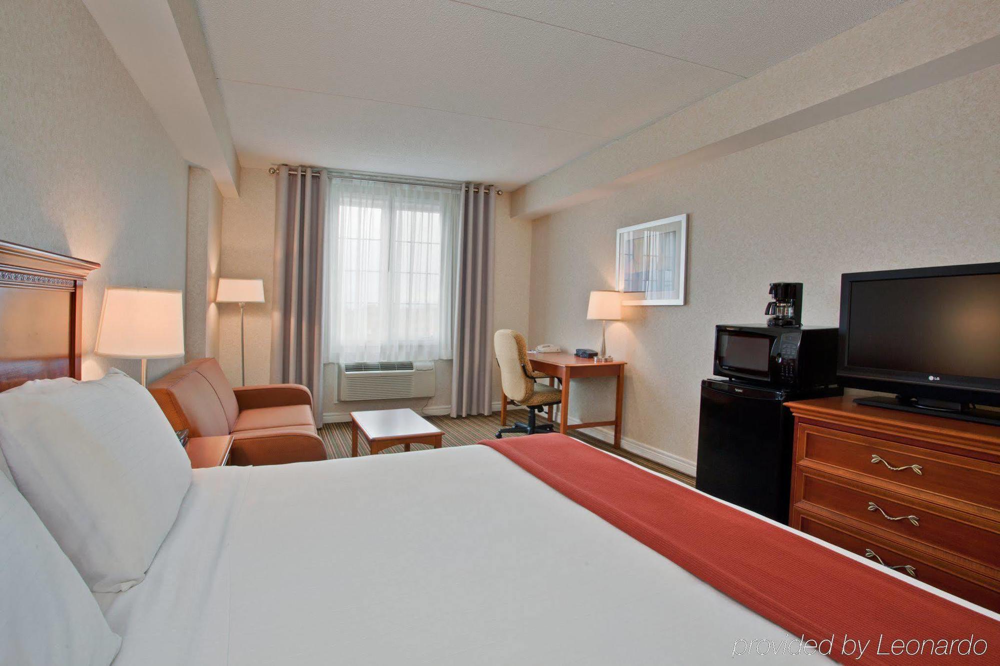Holiday Inn Express Whitby Oshawa By Ihg Kamer foto