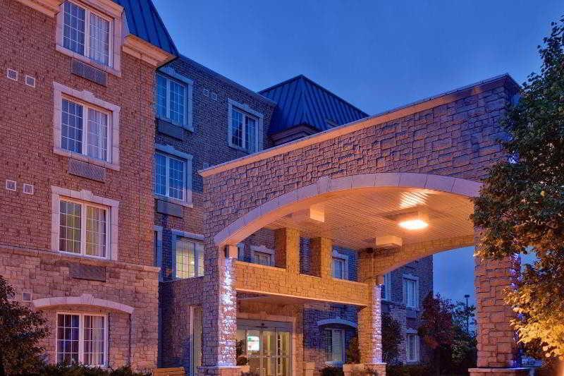 Holiday Inn Express Whitby Oshawa By Ihg Buitenkant foto